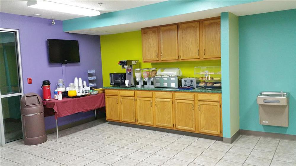 Americas Best Value Inn - Seymour Restaurante foto